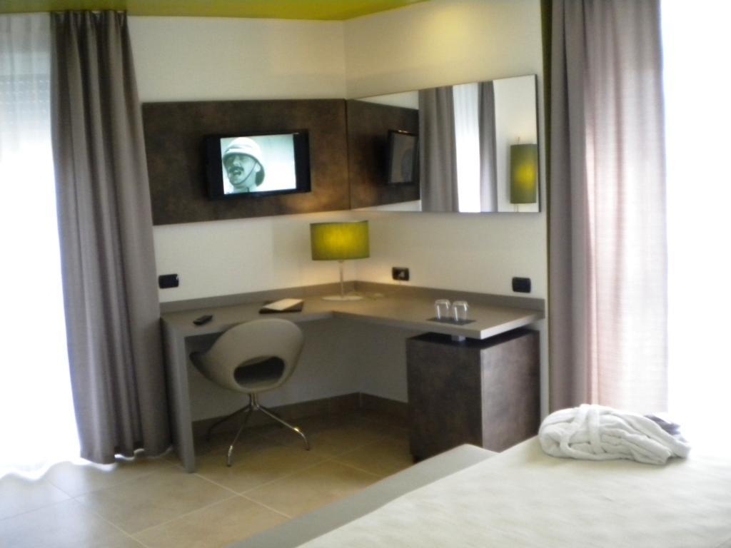 Chez Le Sourire Hotell Giffoni Valle Piana Rum bild