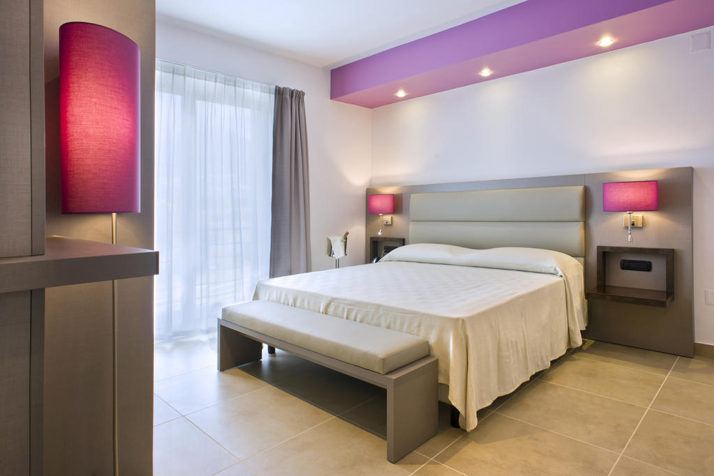 Chez Le Sourire Hotell Giffoni Valle Piana Rum bild